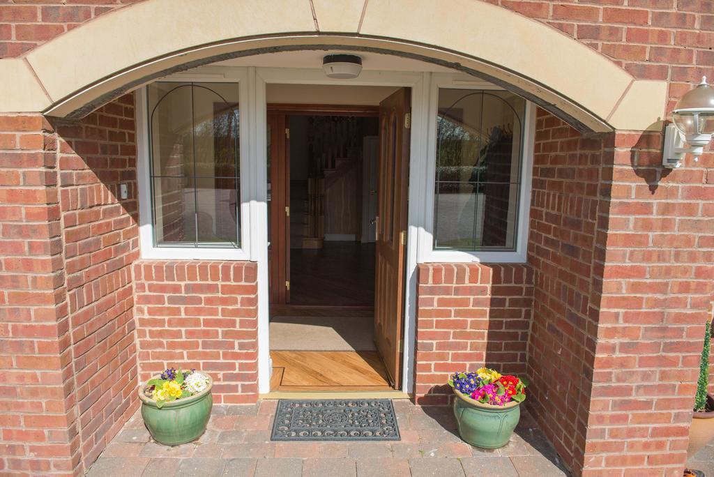Carr Villa Dinnington Exterior foto